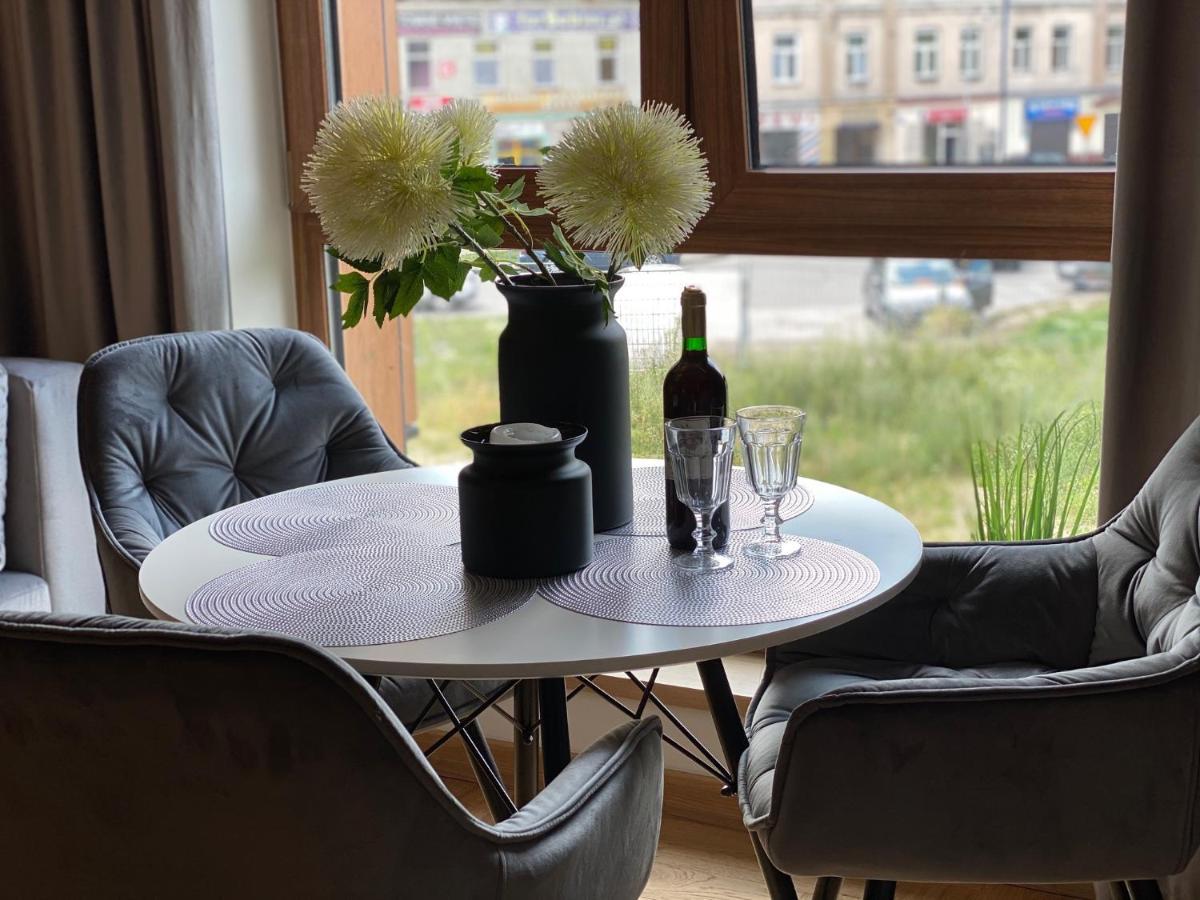 Family & Business Elegant Apartments Ventus IX Wiekow- Centrum Downtown New! Kielce Eksteriør billede